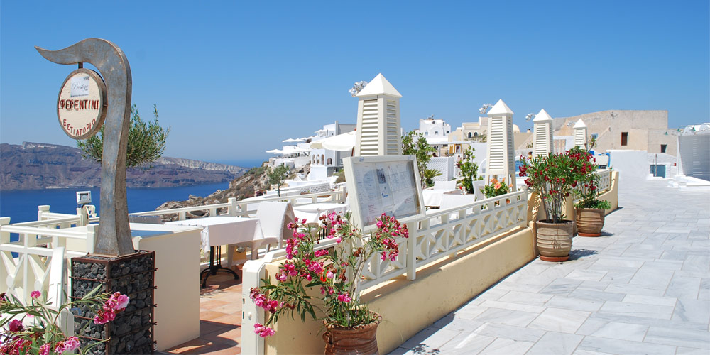 Feredini restaurant  Santorini